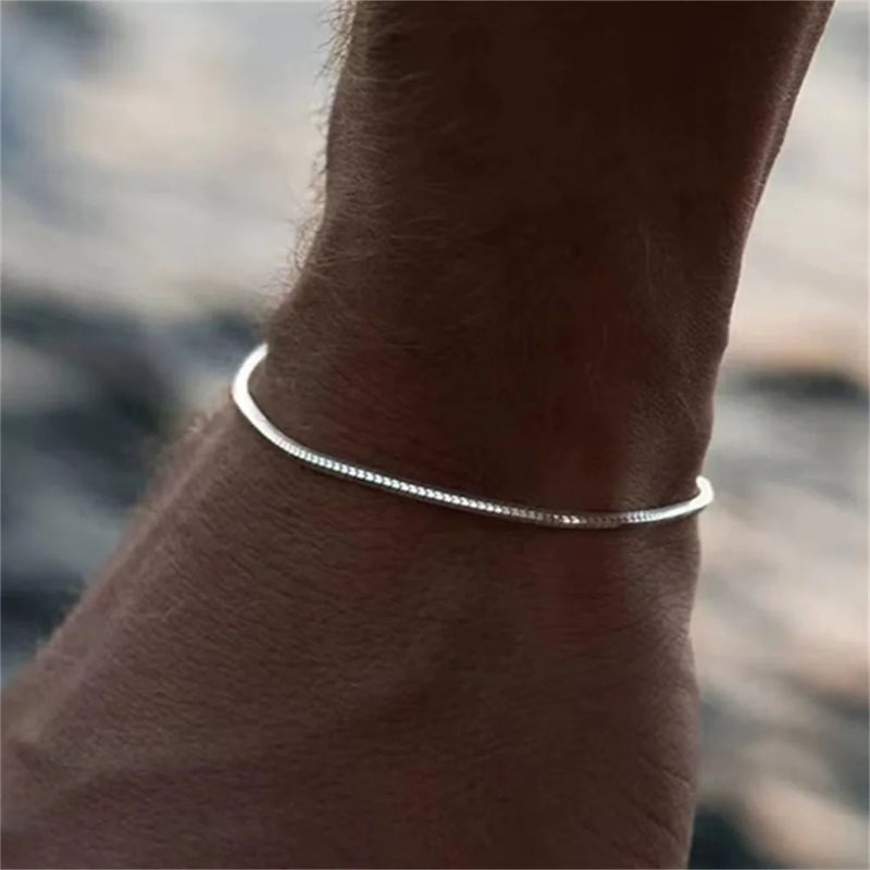 Pulseira fina masculina